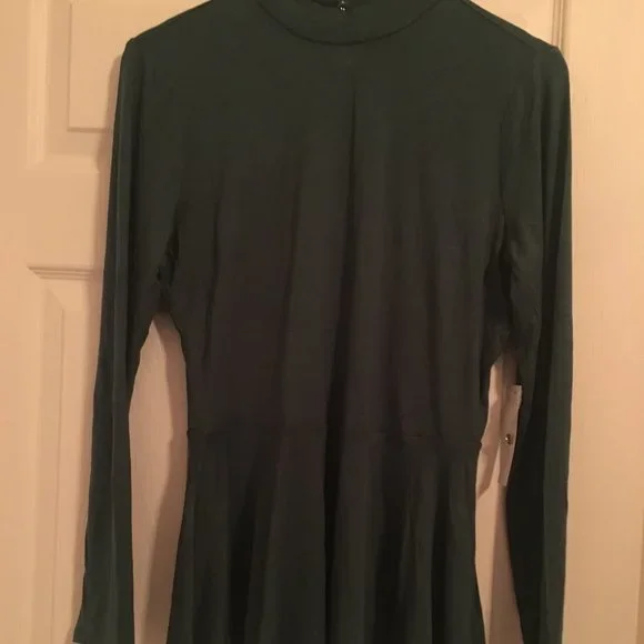 Peplum Waist T-shirt Top (NWT) - Picture 3 of 5